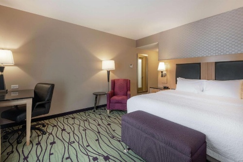 Hampton Inn By Hilton & Suites Raleigh Crabtree Valley image 12